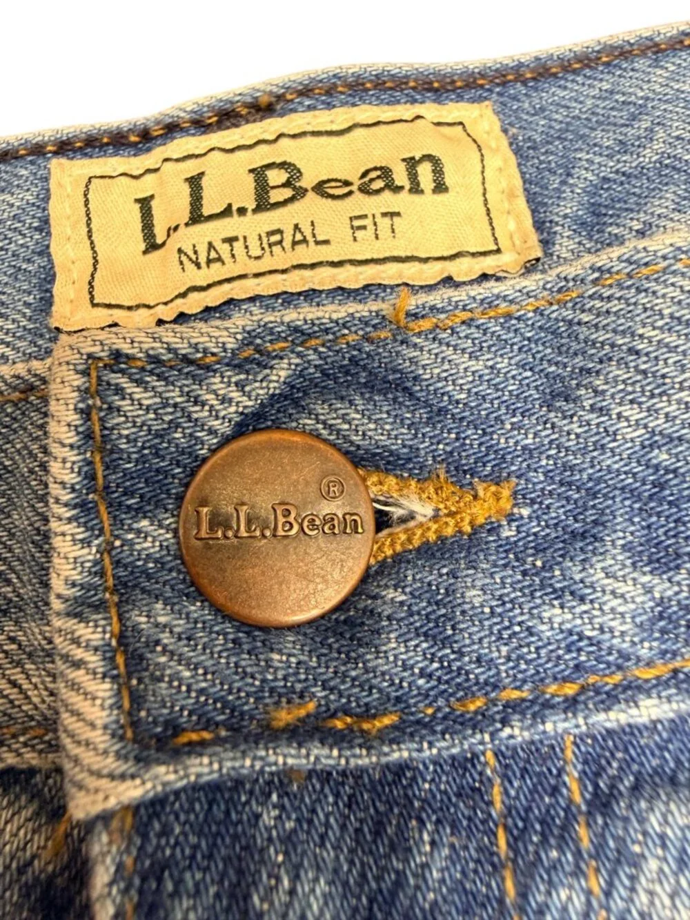 L.L.‎ BEAN Men's Natural Fit Jeans | Size W40 x L32
